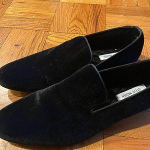 Steve Madden Laight Black Velvet Size 13